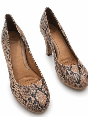 Nurture by Lamaze Snake-Print Tan and Black High Heel Pumps